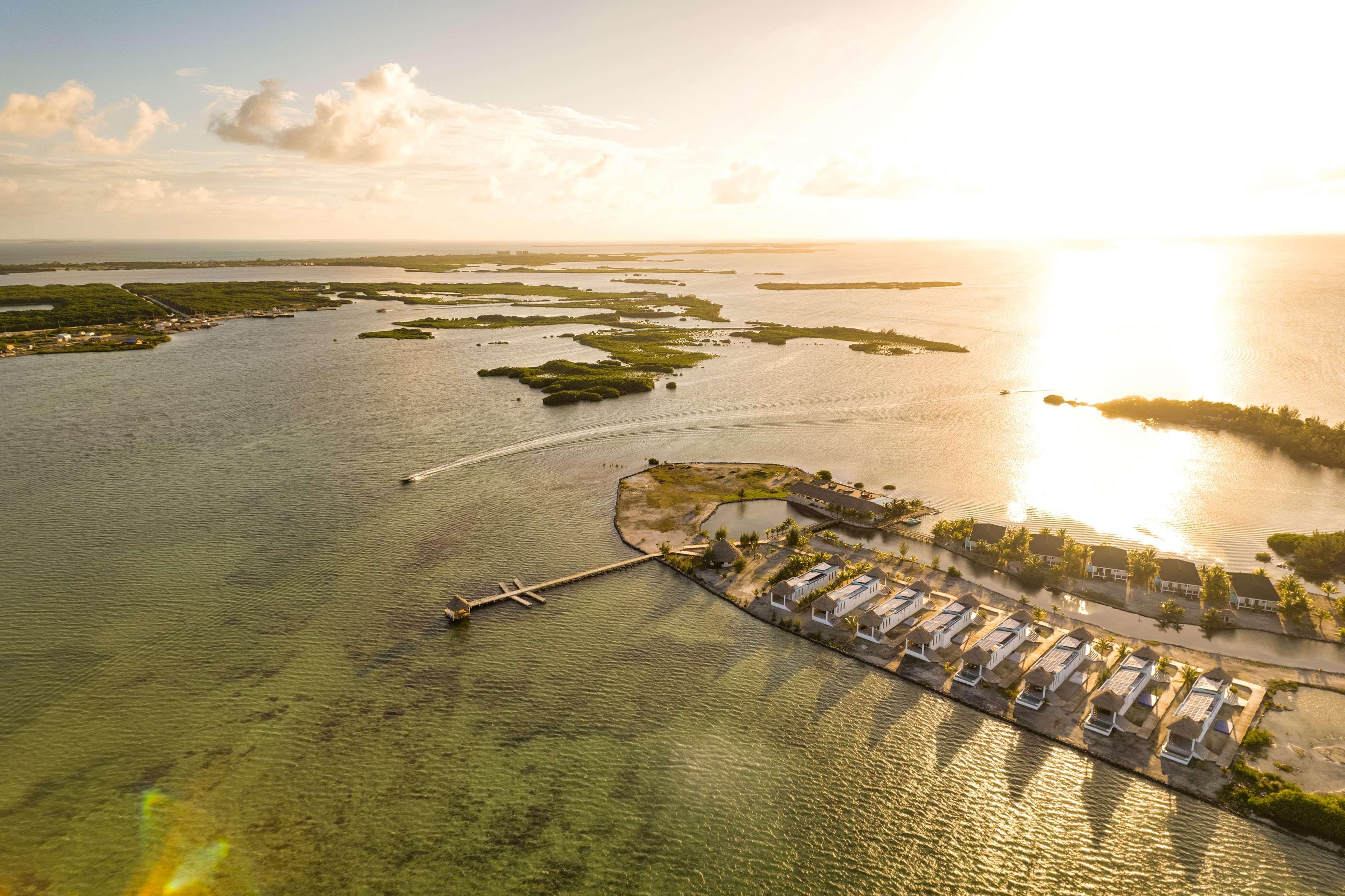 Turtle Island Resort San Pedro  Exterior foto